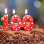 Tweeling viert samen honderdste verjaardag 15