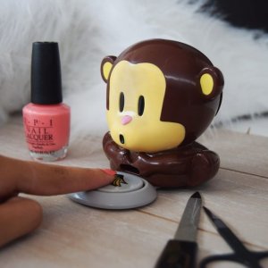 monkey nail dryer