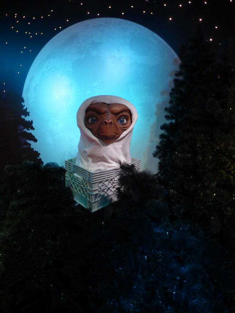 Elliott? E.T phone home again 12