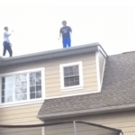 Als je vanaf het dak van je huis op een trampoline springt.. 14