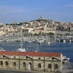 Navigatie stuurt al 5 auto's de oude haven van Marseille in 18