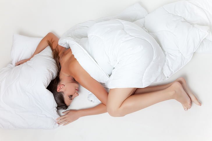 10 redenen waarom je naakt moet slapen 9