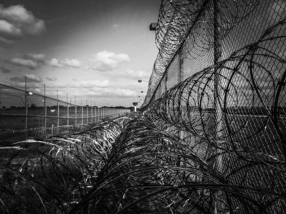 Nieuwe bizarre trend: schrijven met gedetineerden 13