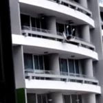 Vrouw valt van balkon tijdens maken selfie (SCHOKKENDE BEELDEN) 15