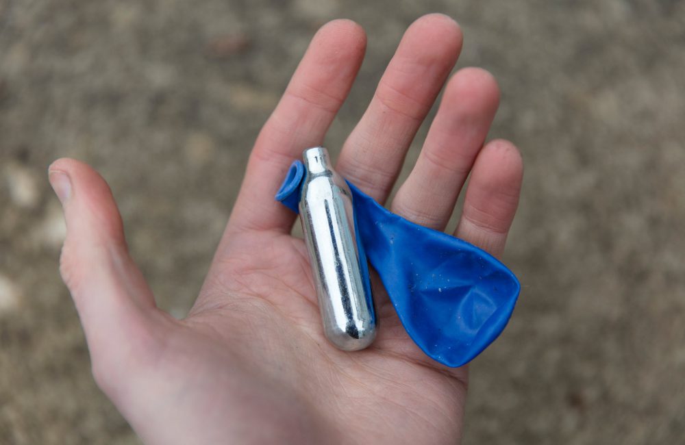 Wat doet lachgas met je