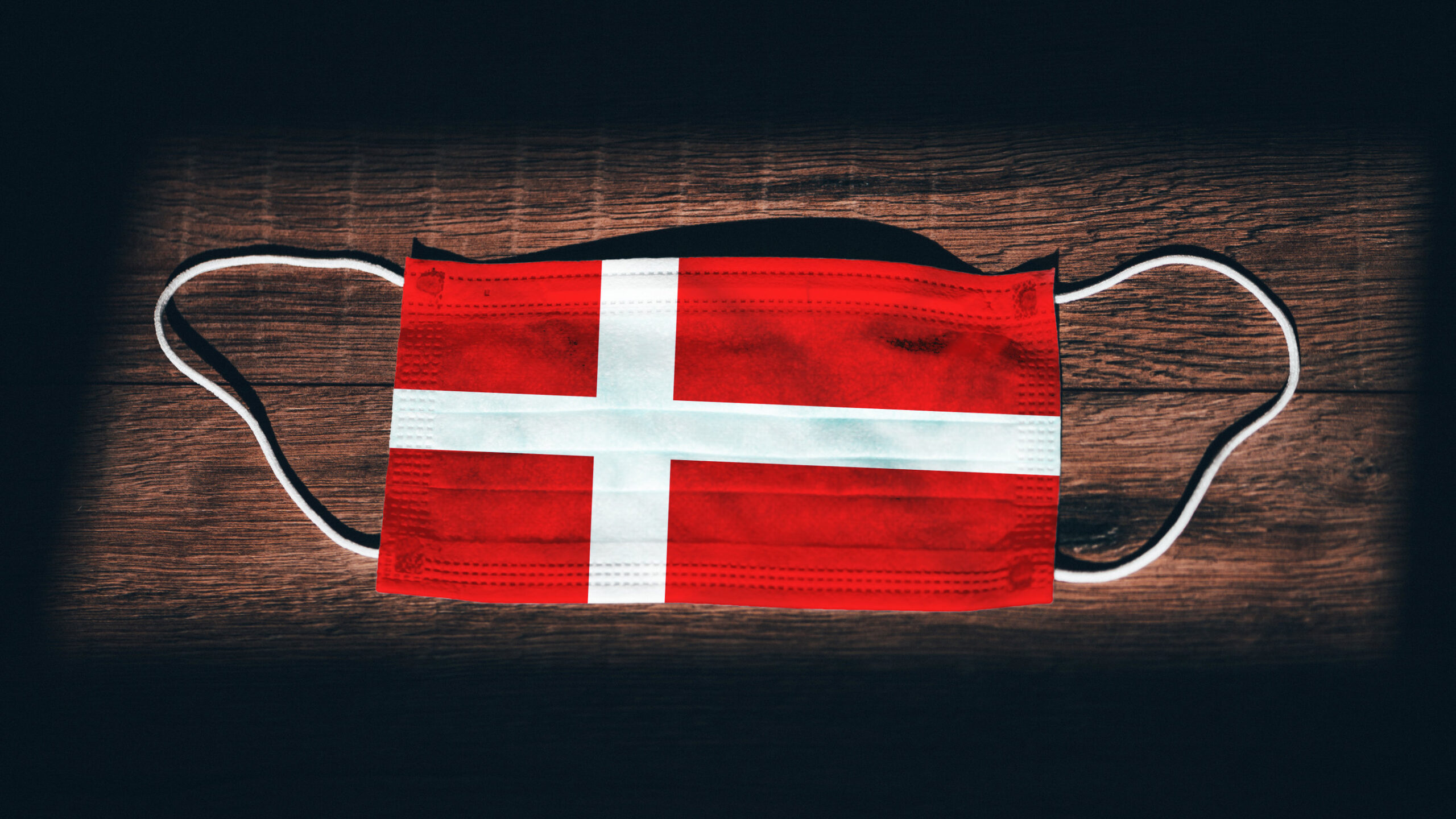 Denemarken en Groot-Brittannië schrappen alle coronamaatregelen 12