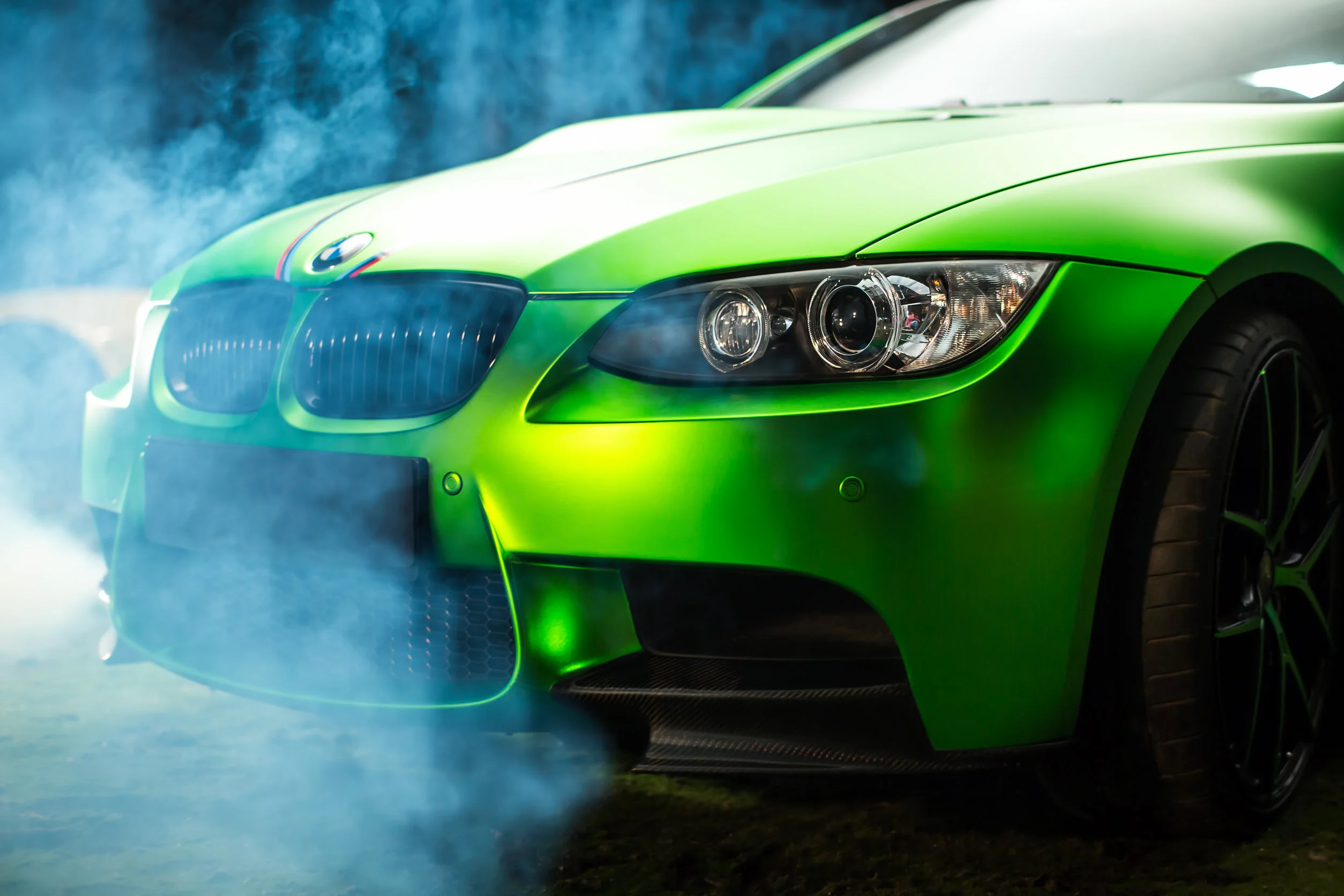 Video: Nieuwe BMW kan van kleur veranderen 28 Video: Nieuwe BMW kan van kleur veranderen 27