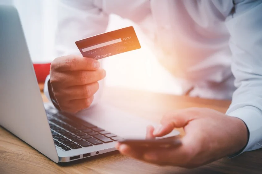 Het dilemma van webwinkels: achteraf betalen of niet? 22