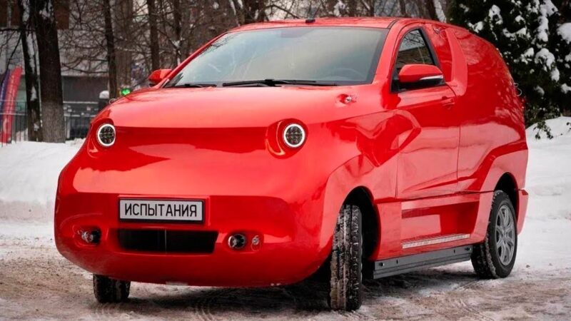 Rusland lanceert nogal opvallende eerste volledig elektrische auto 20