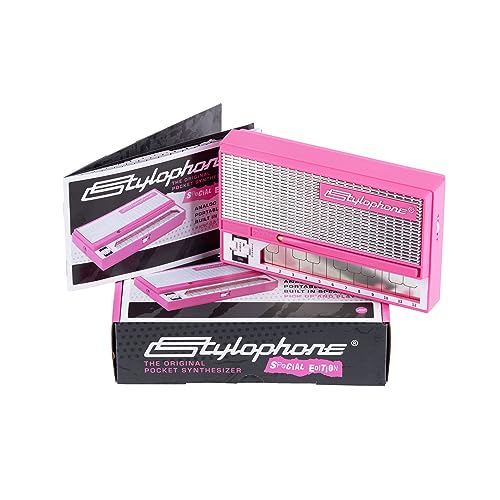 Retro vibes in je zak: ontdek de Stylophone PINK!