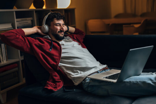 Virale manieren om gezellige avonden thuis door te brengen dit seizoen 25