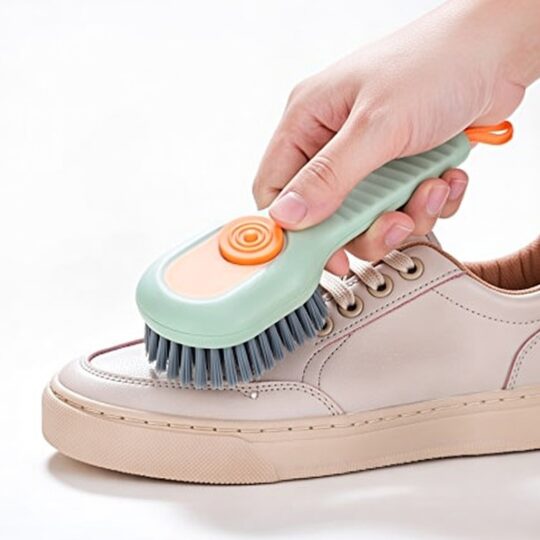 Vieze sneakers? Deze borstels fixen het in no-time! 🔥 12